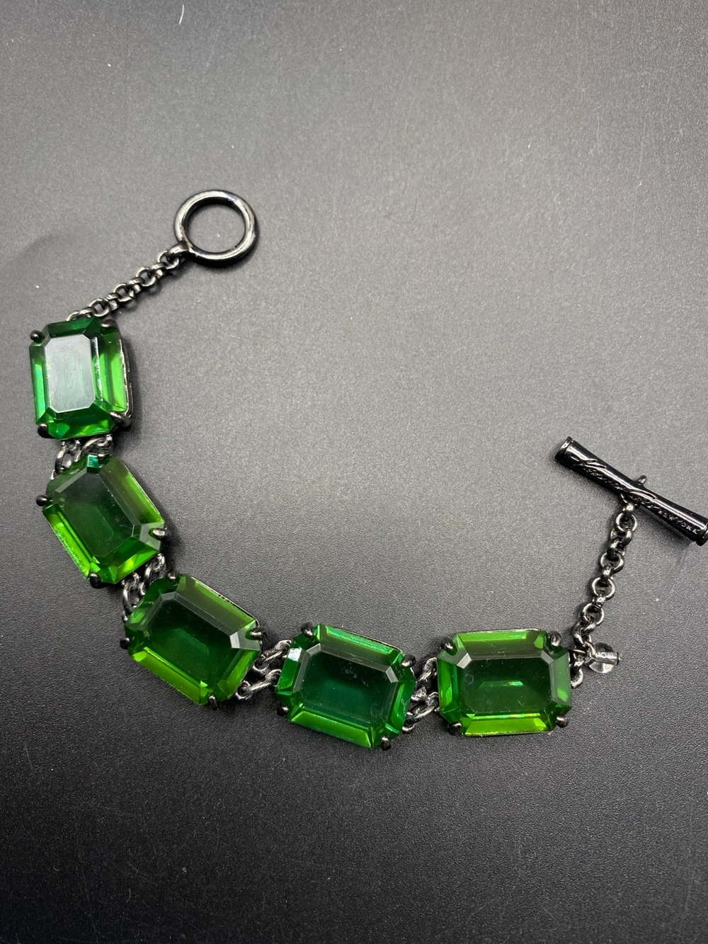 KENNETH COLE Bracelet Toggle Clasp Green Chunky Large Stones